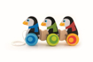 Poza cu 3 PINGUINI DIN LEMN CU ROTI SI SNUR