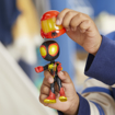 Poza cu SPIDEY PRIETENII EXTRAORDINARI SET MASINUTA SI FIGURINA MILES MORALES