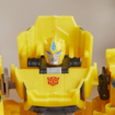 Poza cu TRANSFORMERS CYBERVERSE ROBOT BUMBLEBEE