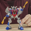 Poza cu TRANSFORMERS ROBOT VEHICUL CYBERVERSE DELUXE STARSCREAM